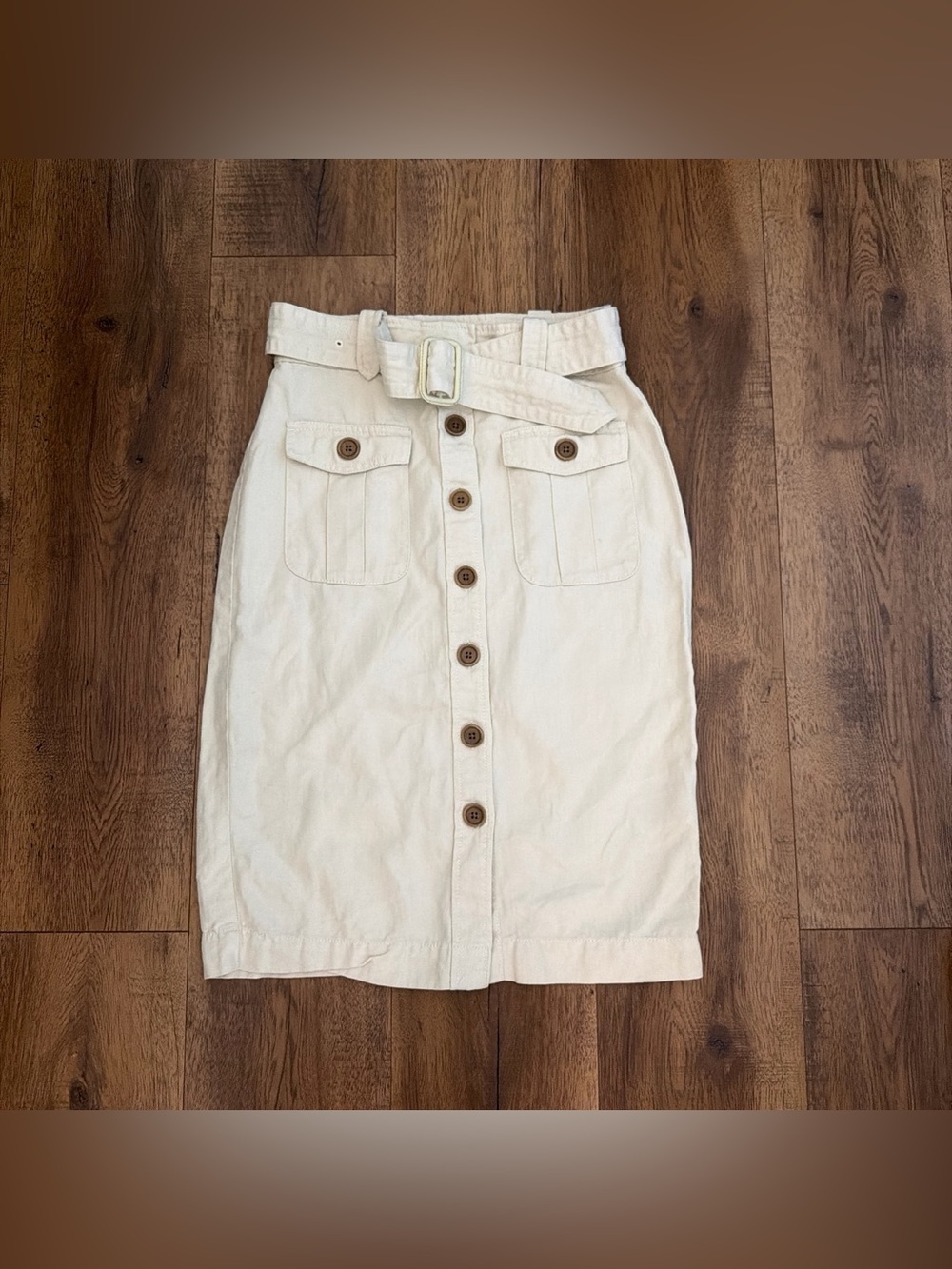 Vintage Banana Republic Cream Button-Front Midi Skirt with Belt
